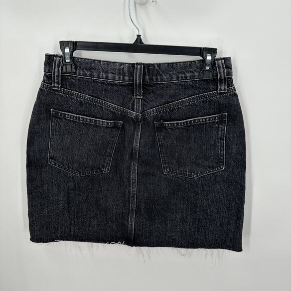 MADEWELL Rigid Denim Straight Mini Skirt in Hideaway Wash J7908 // 27 - Picture 10 of 10